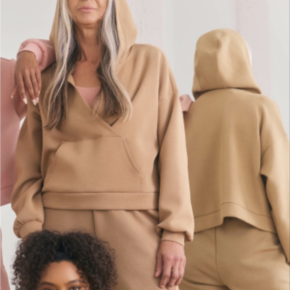 Joe Fresh x Sasha Exeter - Studio Pullover - Brown/neutral tone - Xs